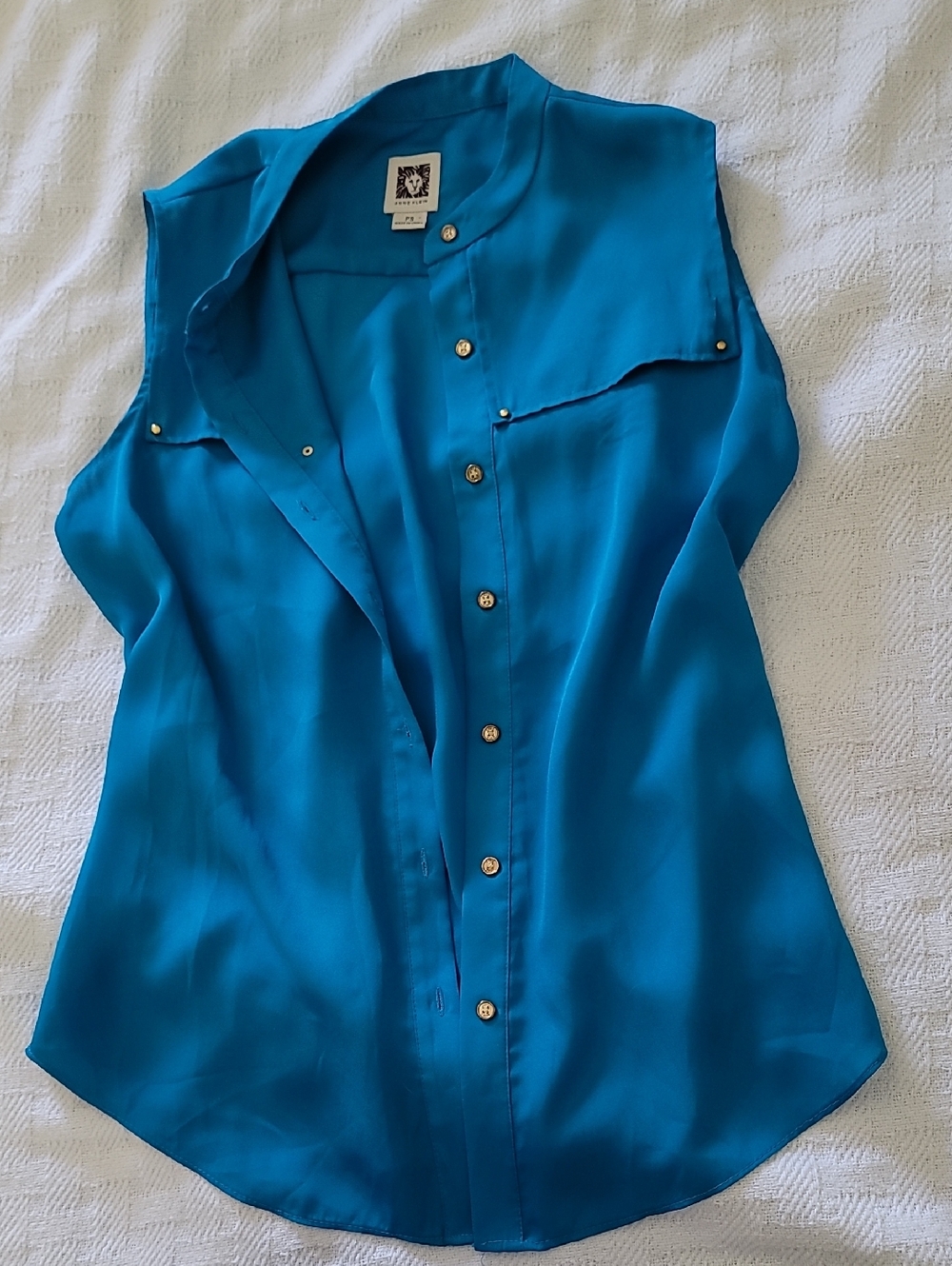 Anne Klein Sleeveless Button-Down Blouse in Teal